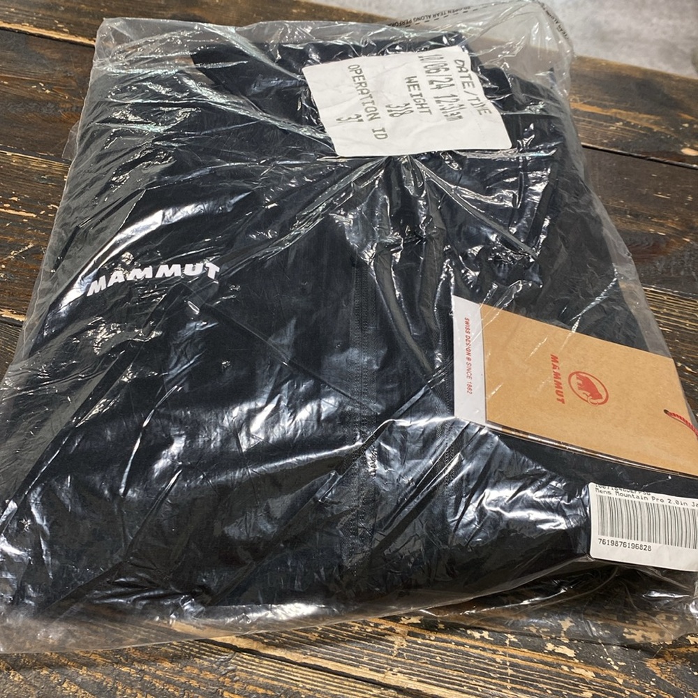 MAMMUT MEN'S CORPORATE MOUNTAIN PRO 2.0 IN INSULATED JACKET - EMBROIDERED - Picture 7 of 8